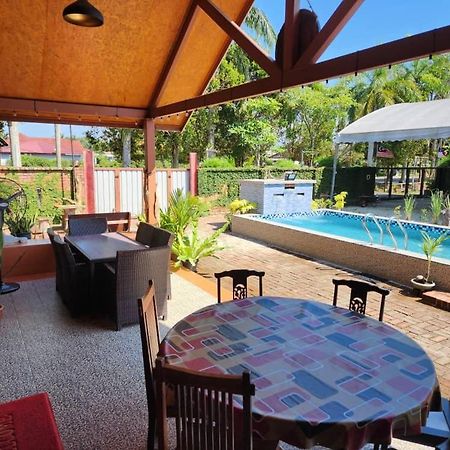 Homestay Umbai Kelana Merlimau エクステリア 写真