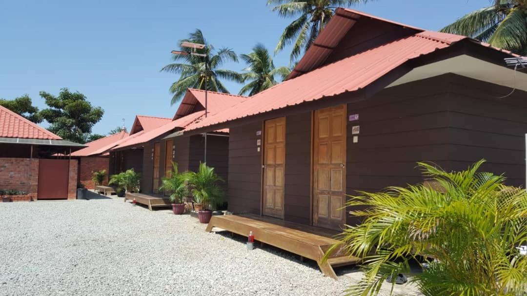 Homestay Umbai Kelana Merlimau エクステリア 写真