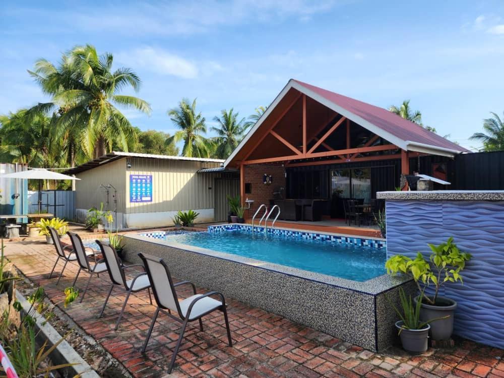 Homestay Umbai Kelana Merlimau エクステリア 写真