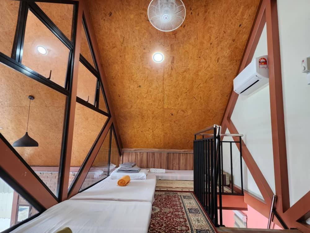 Homestay Umbai Kelana Merlimau エクステリア 写真